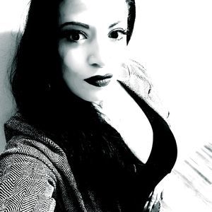 Meet your Posher, Tabitha